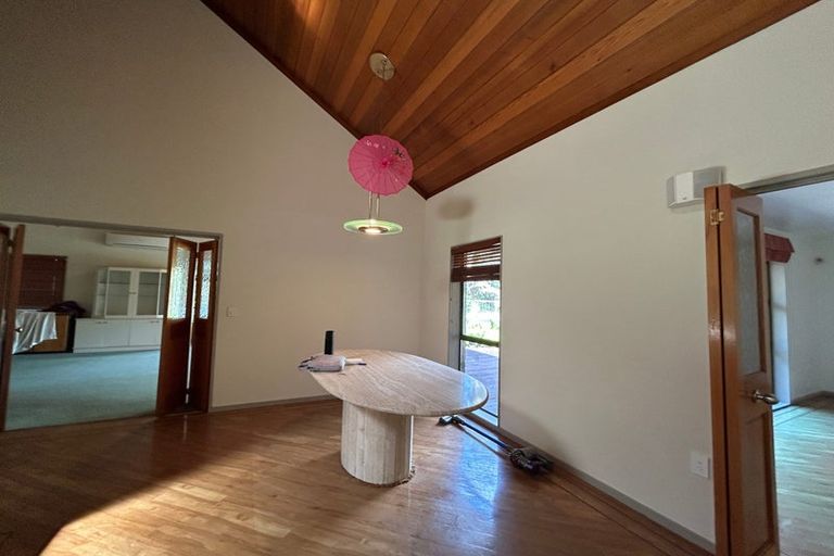 Photo of property in 70 Jack Paterson Road, Opaheke, Papakura, 2584