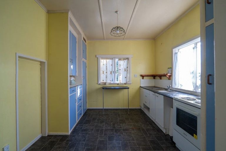 Photo of property in 8 Verel Street, Fairfield, Hamilton, 3214