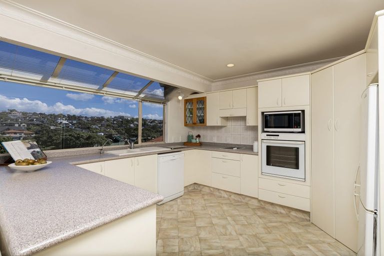 Photo of property in 45c Hyde Road, Rothesay Bay, Auckland, 0630