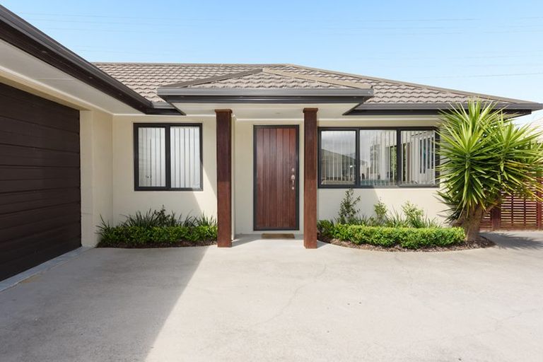 Photo of property in 2 Villa Way, Mount Maunganui, 3116