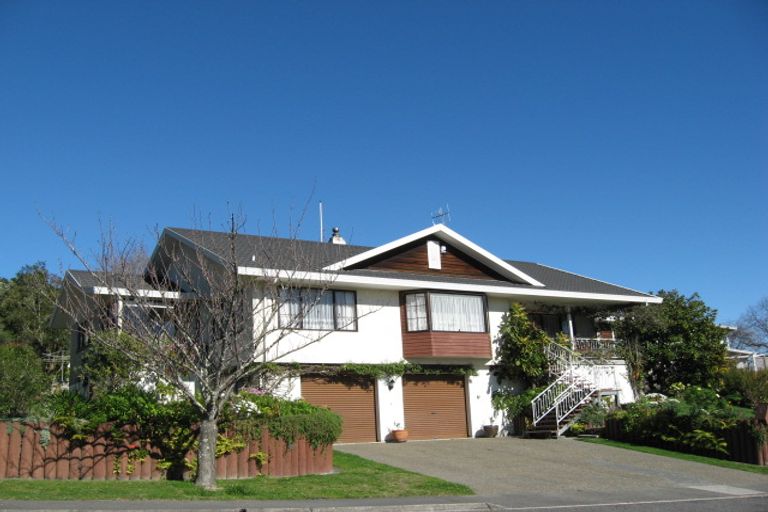 Photo of property in 10 Ritchie Place, Havelock North, 4130