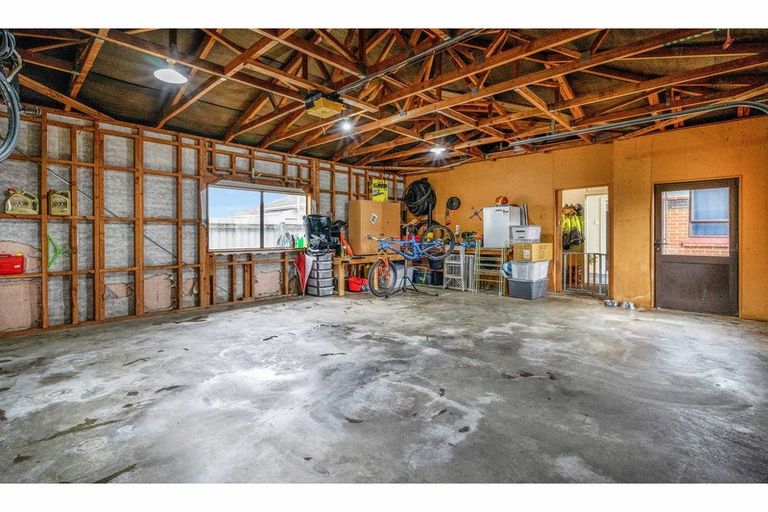 Photo of property in 11 Wallace Street, Grasmere, Invercargill, 9810