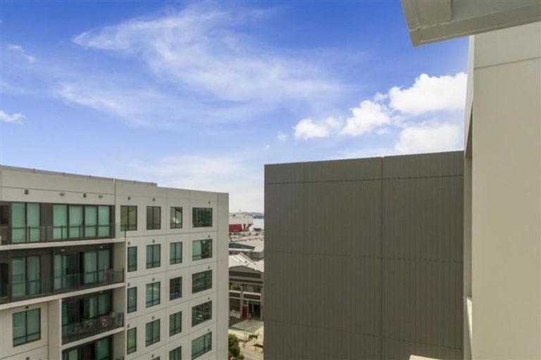 Photo of property in The Docks Apartments, 716/6 Dockside Lane, Auckland Central, Auckland, 1010