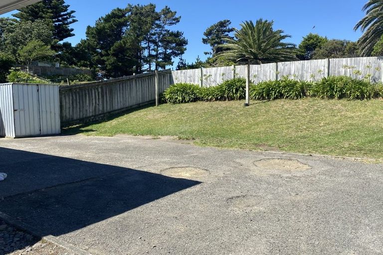 Photo of property in 46 Rangiora Street, Castlecliff, Wanganui, 4501