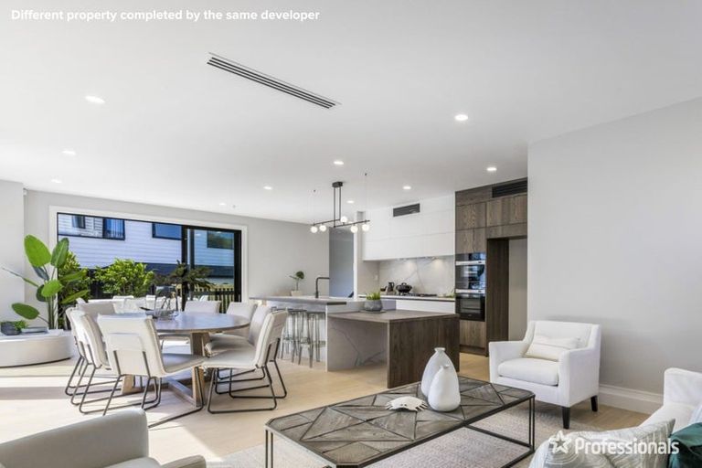 Photo of property in 13 Arawaru Avenue, Wainui, 0992