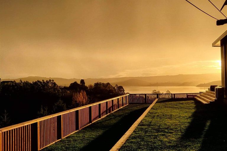 Photo of property in 17 Kingsgate Lane, Waihola, Milton, 9073