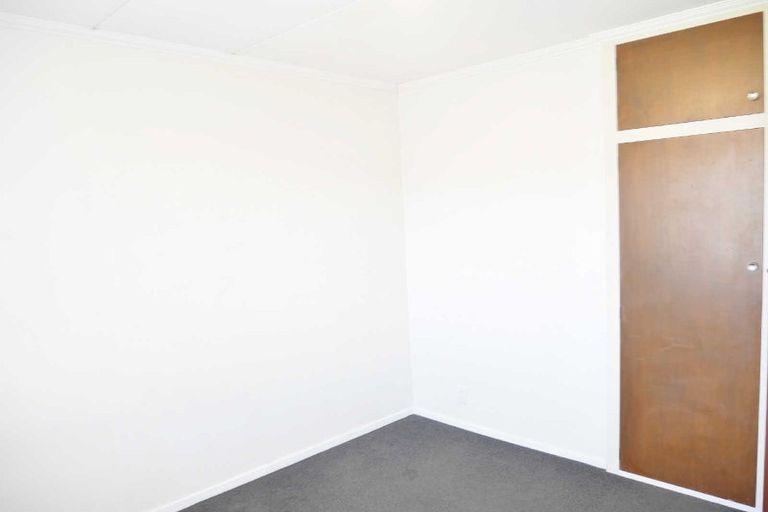 Photo of property in 3/5 Division Street, Riccarton, Christchurch, 8041