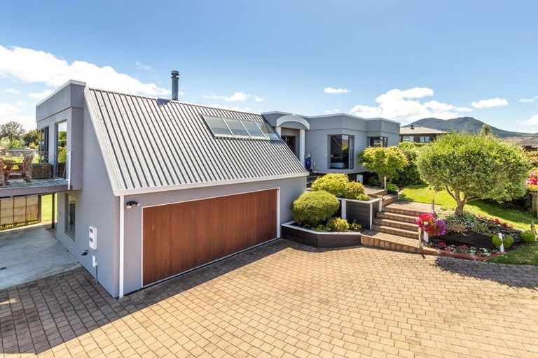Photo of property in 78 Harvey Street, Waipahihi, Taupo, 3330