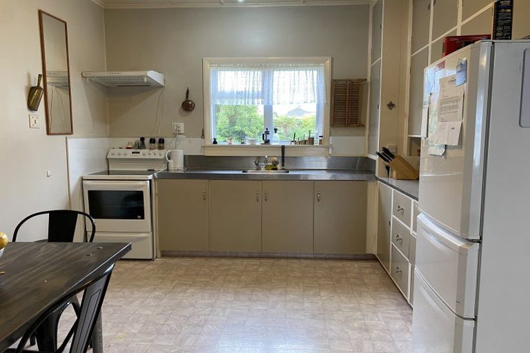 Photo of property in 15 Neptune Street, Dannevirke, 4930