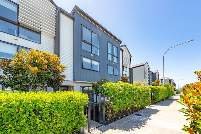 Photo of property in 35 Settlers Avenue, Hobsonville, Auckland, 0618