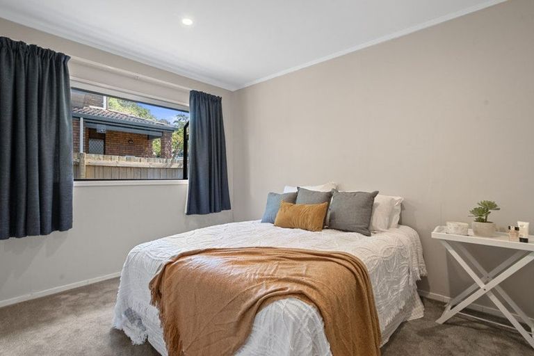 Photo of property in 1/17 Sturm Avenue, Massey, Auckland, 0614