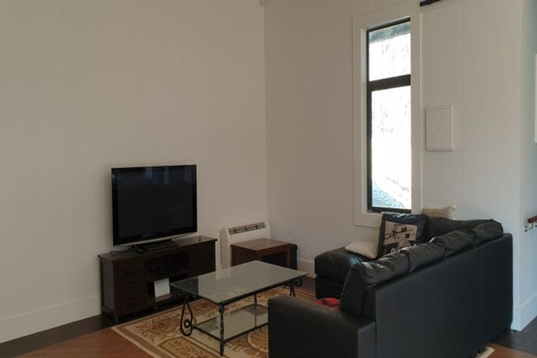 Photo of property in 30 Pacific View, Whitby, Porirua, 5024