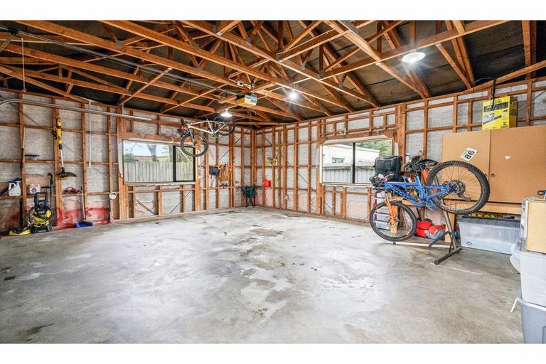 Photo of property in 11 Wallace Street, Grasmere, Invercargill, 9810