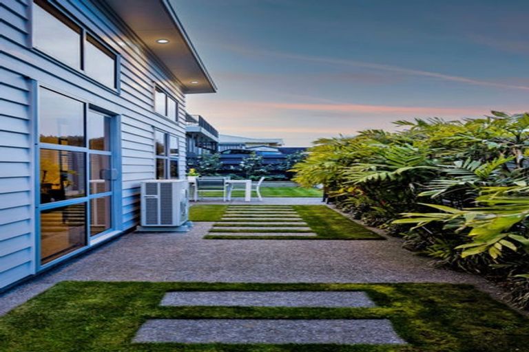 Photo of property in 17 Victoria Street, Hawera, 4610