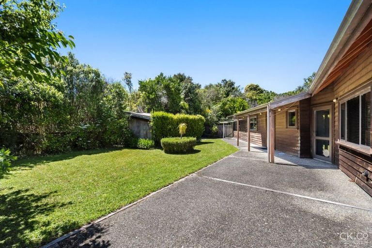 Photo of property in 14 Mount Marua Way, Timberlea, Upper Hutt, 5018