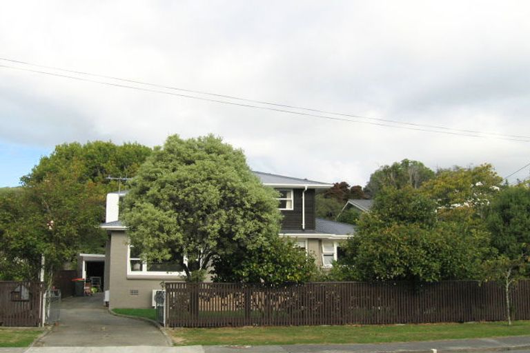 Photo of property in 18 Pempsey Street, Silverstream, Upper Hutt, 5019