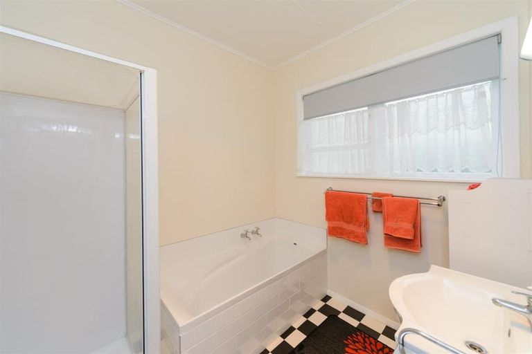 Photo of property in 60 Johnson Street, Bulls, 4818