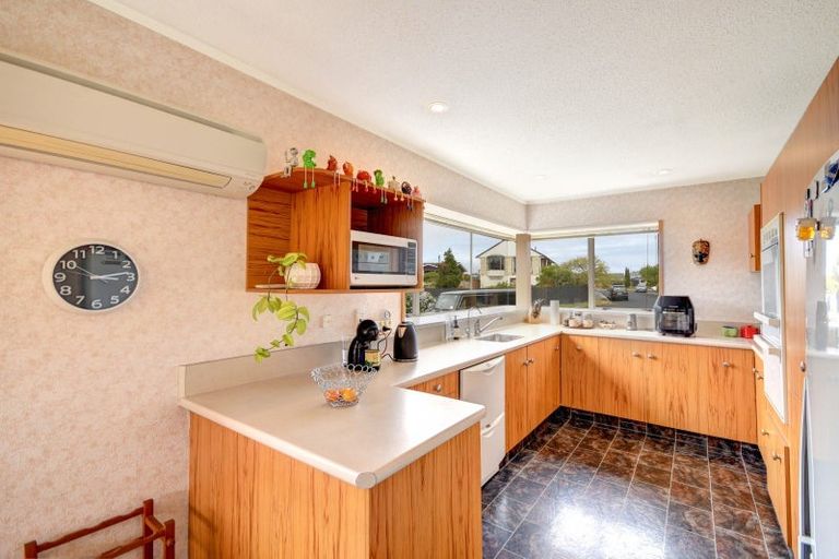 Photo of property in 19 Walton Park Avenue, Fairfield, Dunedin, 9018