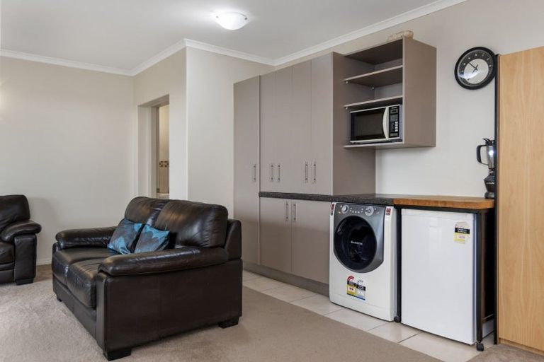 Photo of property in 1 Ladera Mews, Bethlehem, Tauranga, 3110