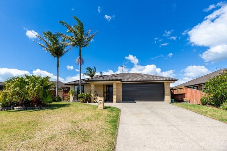 Photo of property in 12 Atlantic Close, Papamoa Beach, Papamoa, 3118