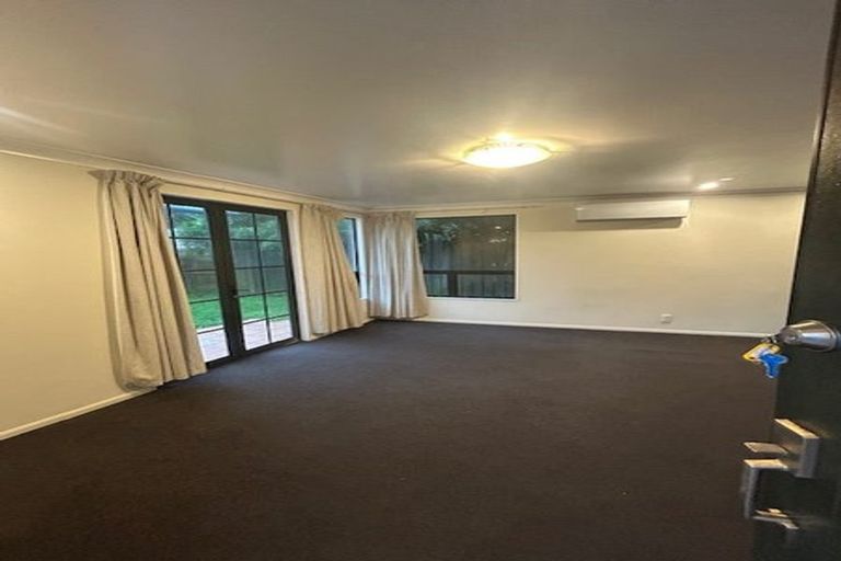 Photo of property in 227 The Parade, Island Bay, Wellington, 6023