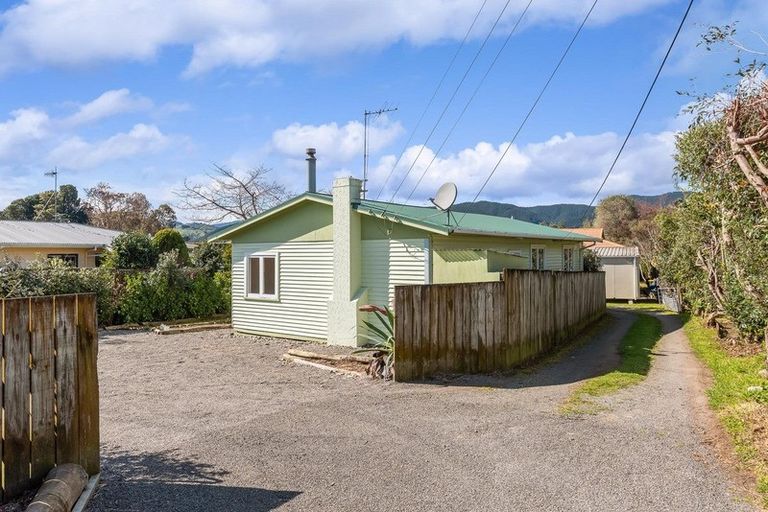 Photo of property in 30 Anaru Street, Raumati Beach, Paraparaumu, 5032