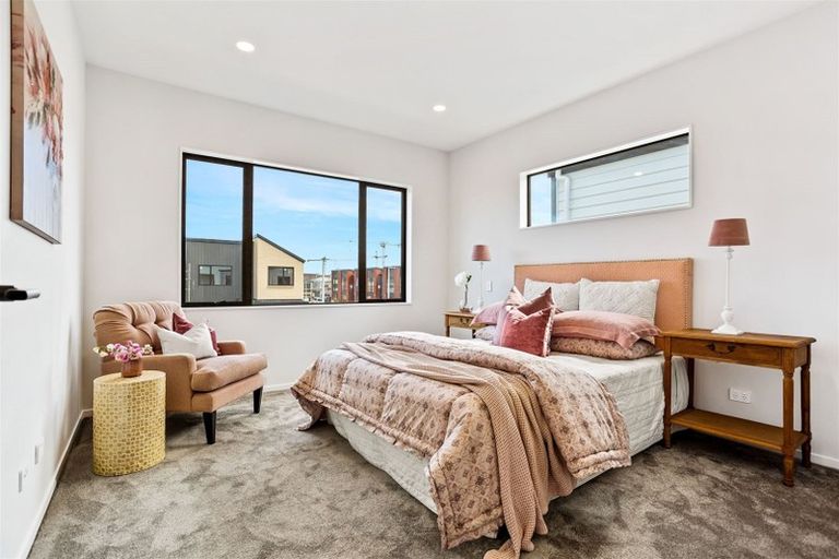 Photo of property in 22 Coast Garden Drive, Hobsonville, Auckland, 0616