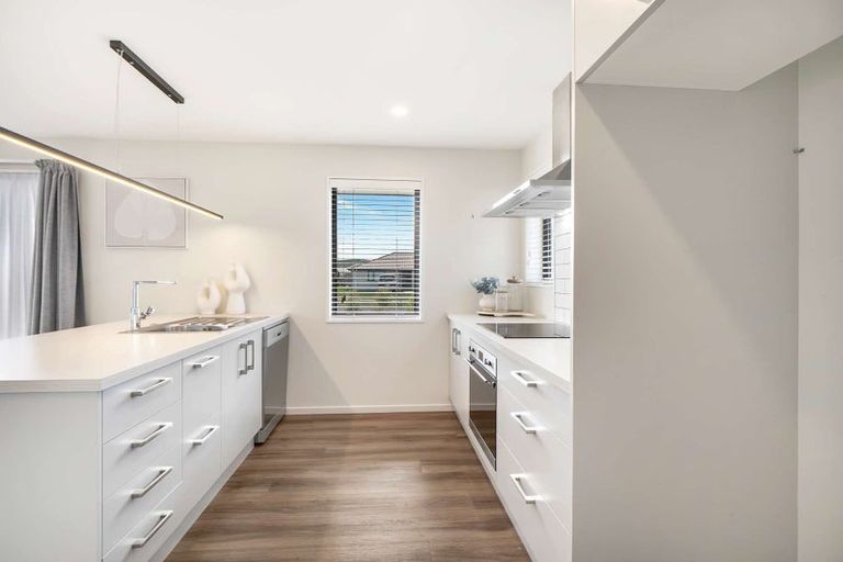 Photo of property in 31 Kingfisher Avenue, Amberley, 7410