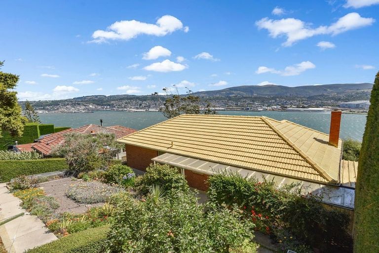 Photo of property in 56 Doon Street, Vauxhall, Dunedin, 9013