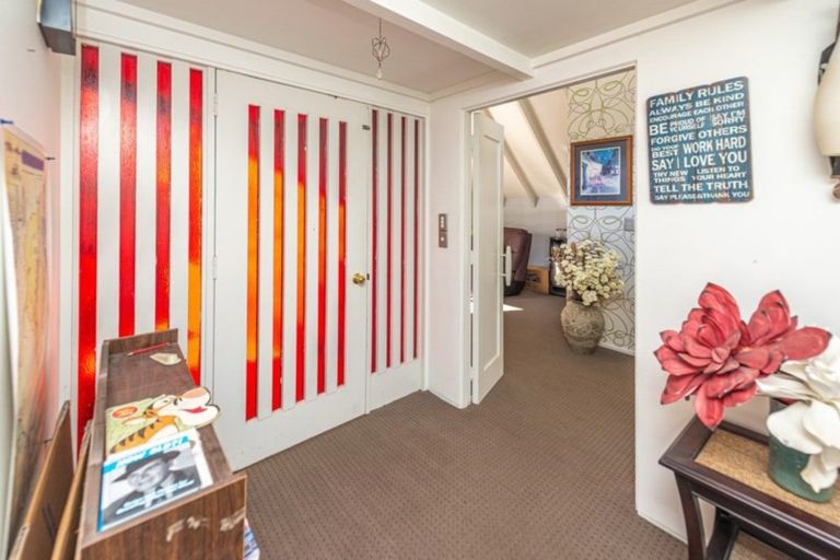 Photo of property in 46 Durie Vale Road, Durie Hill, Whanganui, 4500