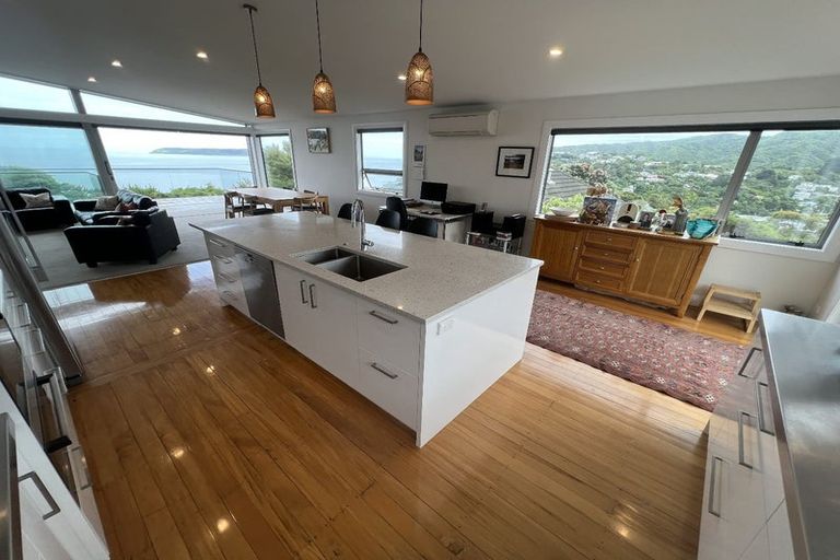 Photo of property in 14 Roys Road, Plimmerton, Porirua, 5026