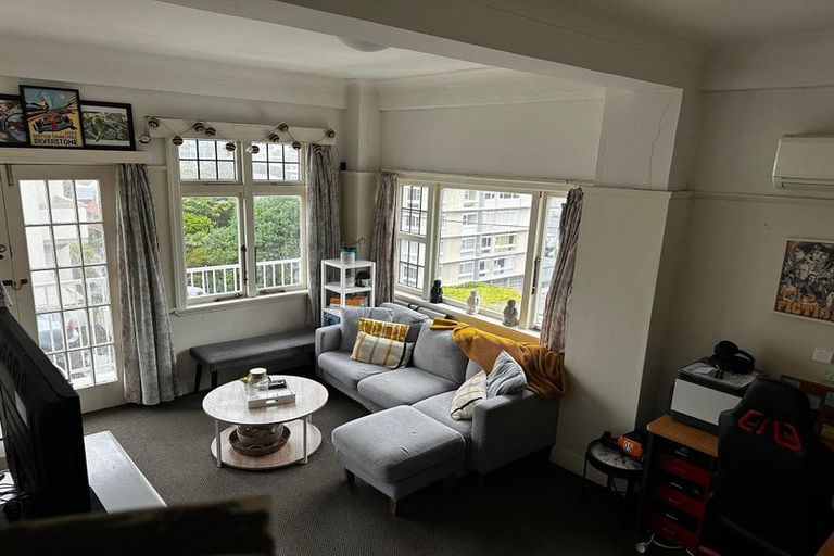 Photo of property in Elms Court Flats, 8/367 The Terrace, Te Aro, Wellington, 6011