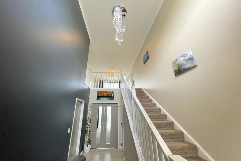 Photo of property in 29 Margaret Shields Avenue, Aotea, Porirua, 5024