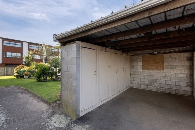 Photo of property in 4/41 Kawaka Street, Mount Maunganui, 3116