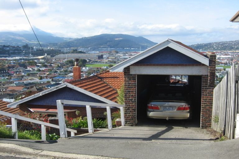 Photo of property in 57 Easther Crescent, Kew, Dunedin, 9012