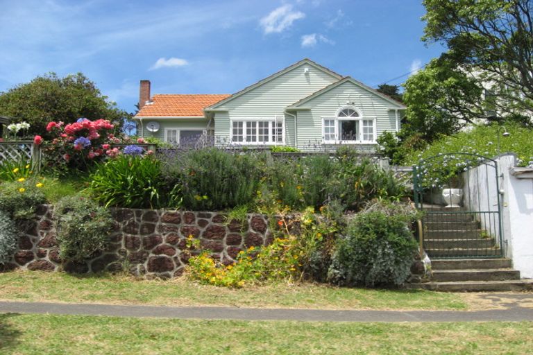 Photo of property in 33 Taylor Road, Mangere Bridge, Auckland, 2022