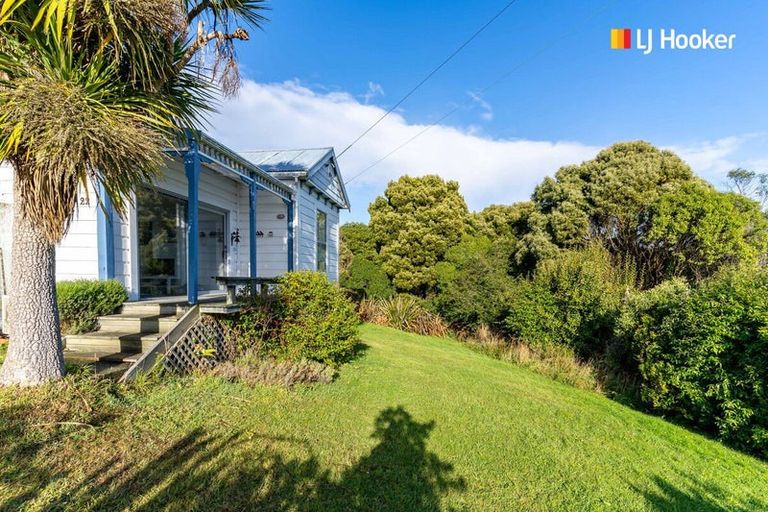 Photo of property in 22 Moerangi Street, Broad Bay, Dunedin, 9014