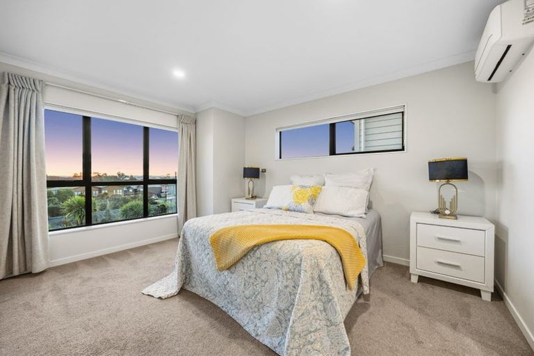 Photo of property in 7 Fricker Way, Flat Bush, Auckland, 2019