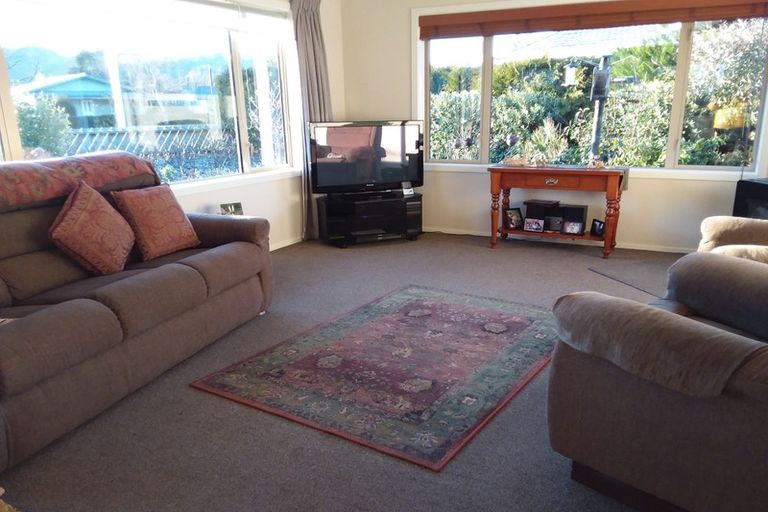 Photo of property in 95 Bledisloe Street, Kurow, 9435