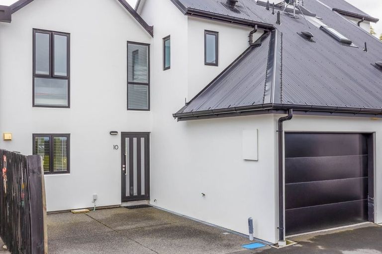 Photo of property in 10/140 Office Road, Merivale, Christchurch, 8014