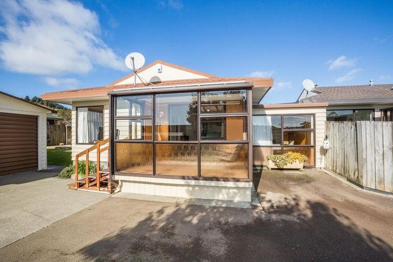 Photo of property in 25a Latitude Close, Whitby, Porirua, 5024