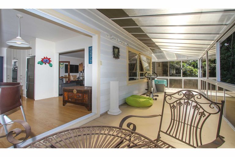 Photo of property in 1/19 Mcdowell Crescent, Hillcrest, Auckland, 0627