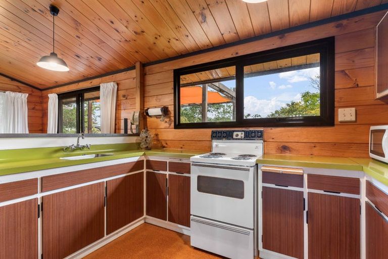 Photo of property in 33 Dunlop Drive, Pauanui, Hikuai, 3579