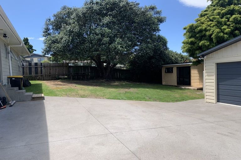 Photo of property in 13 Corinna Street, Welcome Bay, Tauranga, 3112