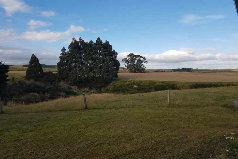 Photo of property in 2518 Clarks Junction-lee Stream Road, Lee Stream, Outram, 9074