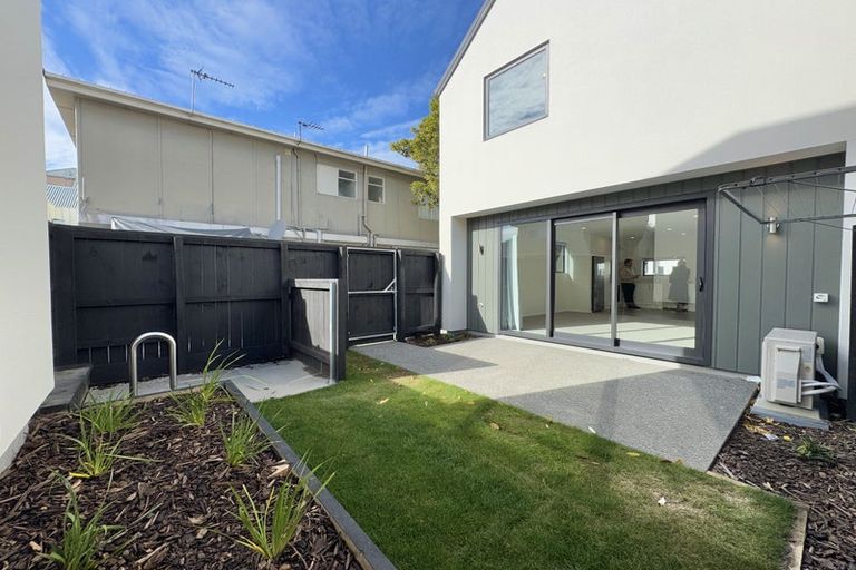 Photo of property in 11 Clementine Lane, Mount Pleasant, Christchurch, 8081