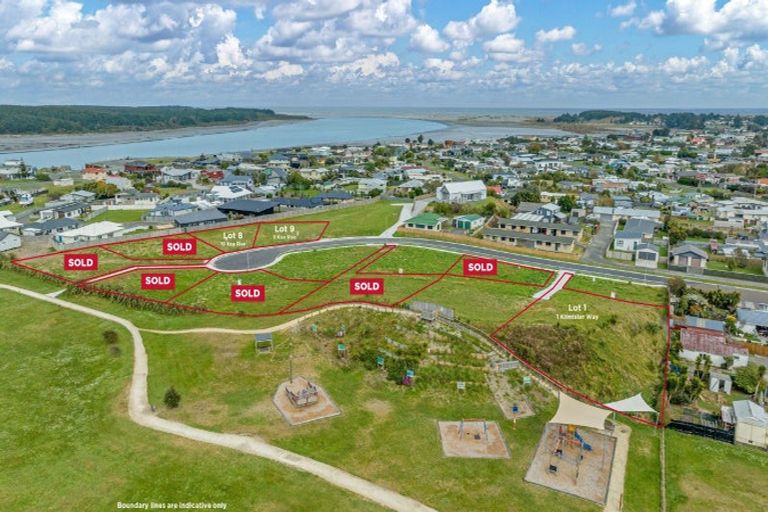 Photo of property in 1 Kilmister Way, Foxton Beach, 4815
