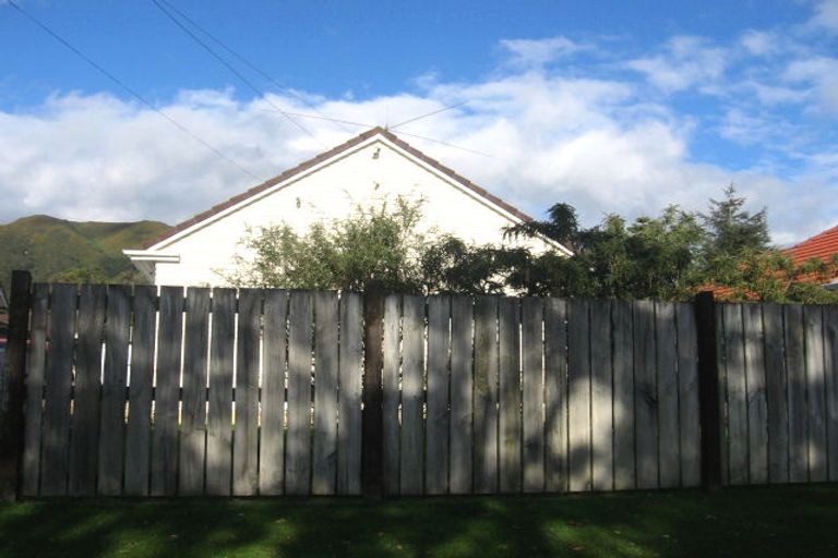 Photo of property in 14a Brook Street, Waiwhetu, Lower Hutt, 5010