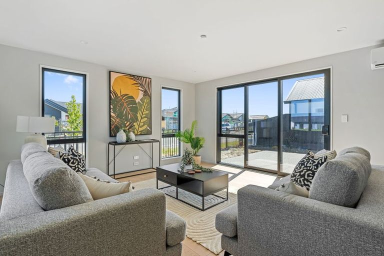 Photo of property in 30 Ruataniwha Avenue, Rangiora, 7400