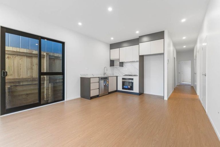 Photo of property in 5 Piringa Road, Pukekohe, 2120